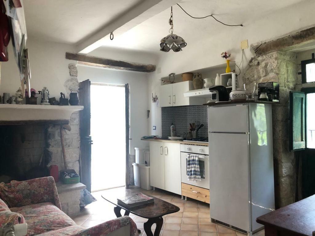 منزل الضيف Palombaro  في Ai Limiti • 67 • Stonehouse المظهر الخارجي الصورة