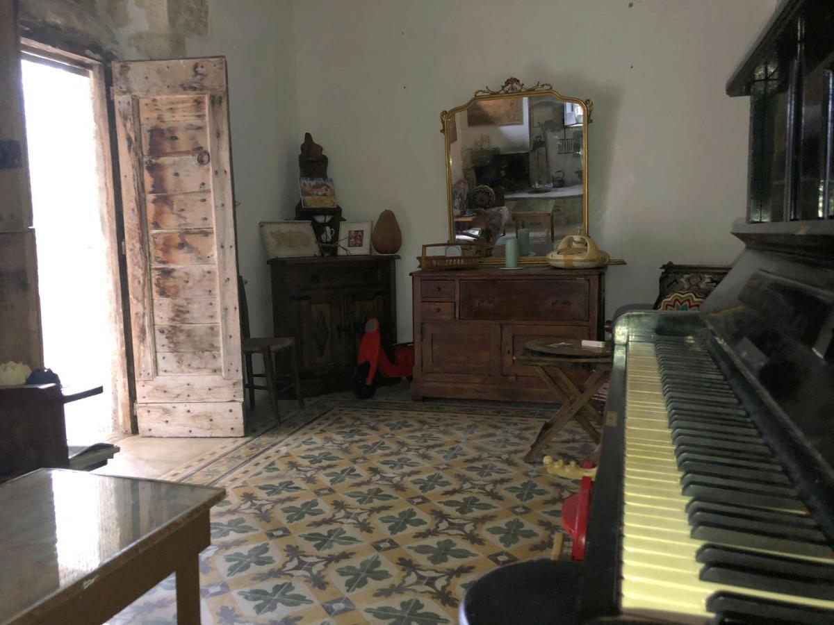 منزل الضيف Palombaro  في Ai Limiti • 67 • Stonehouse المظهر الخارجي الصورة
