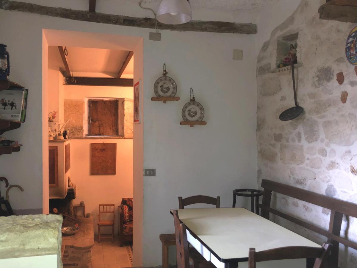 منزل الضيف Palombaro  في Ai Limiti • 67 • Stonehouse المظهر الخارجي الصورة